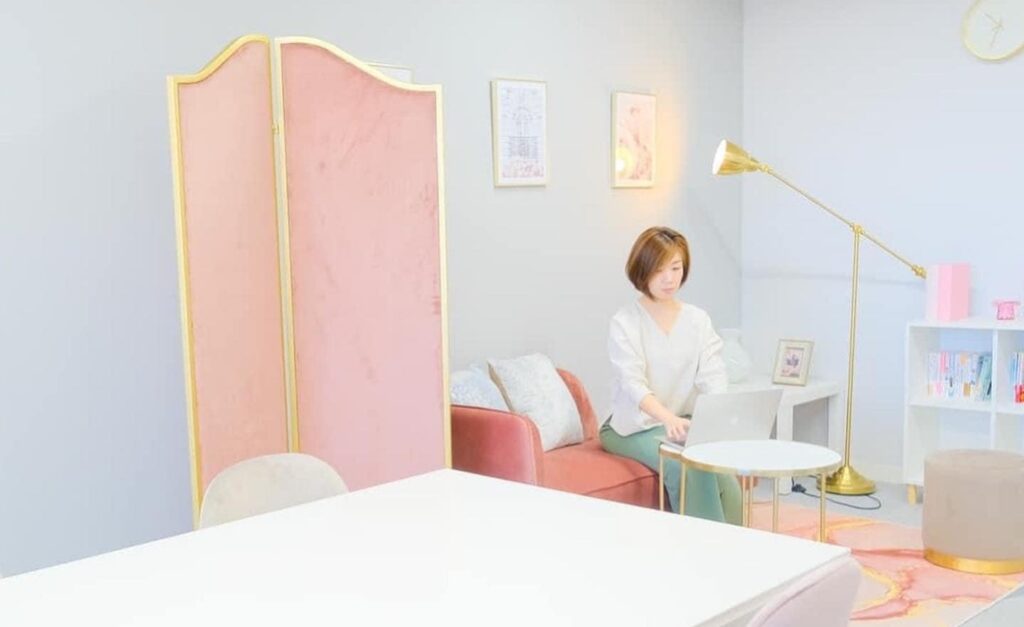 女性起業家のためのWeb集客コンサルタント有田絵梨